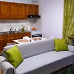 Triζin Apartamento Galatás